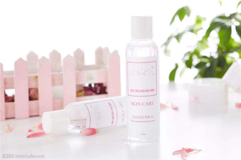 在化妝品生產中，環氧地坪涂料施工公司處于什么位置？